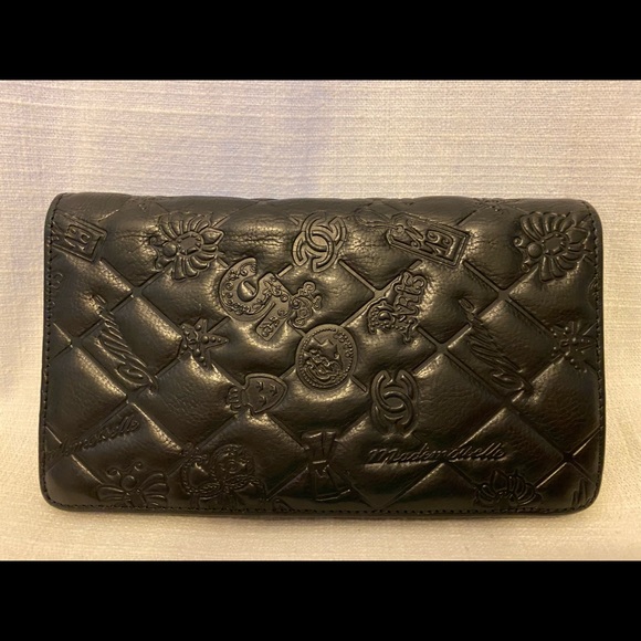 Authentic RARE Chanel Lucky Charms Vertical Wallet - Picture 4 of 8